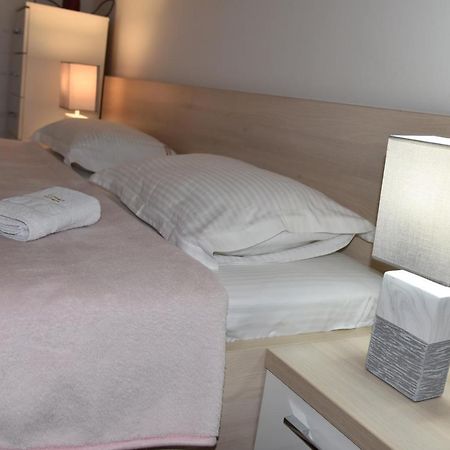 Apartment Lux Fontana Budva Exteriör bild