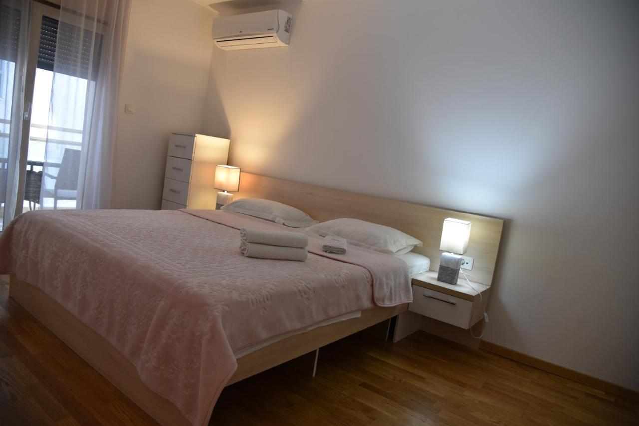 Apartment Lux Fontana Budva Exteriör bild