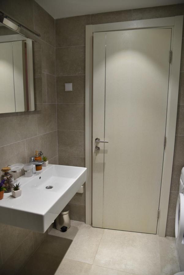 Apartment Lux Fontana Budva Exteriör bild